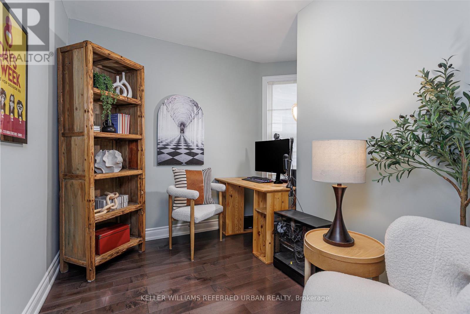 647 Rhodes Avenue, Toronto, Ontario  M4J 4X5 - Photo 6 - E12845556