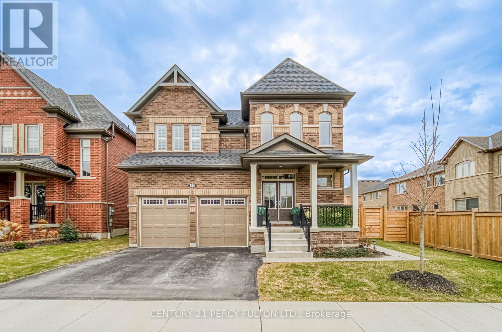13 TOULOUSE STREET, Whitby, Ontario
