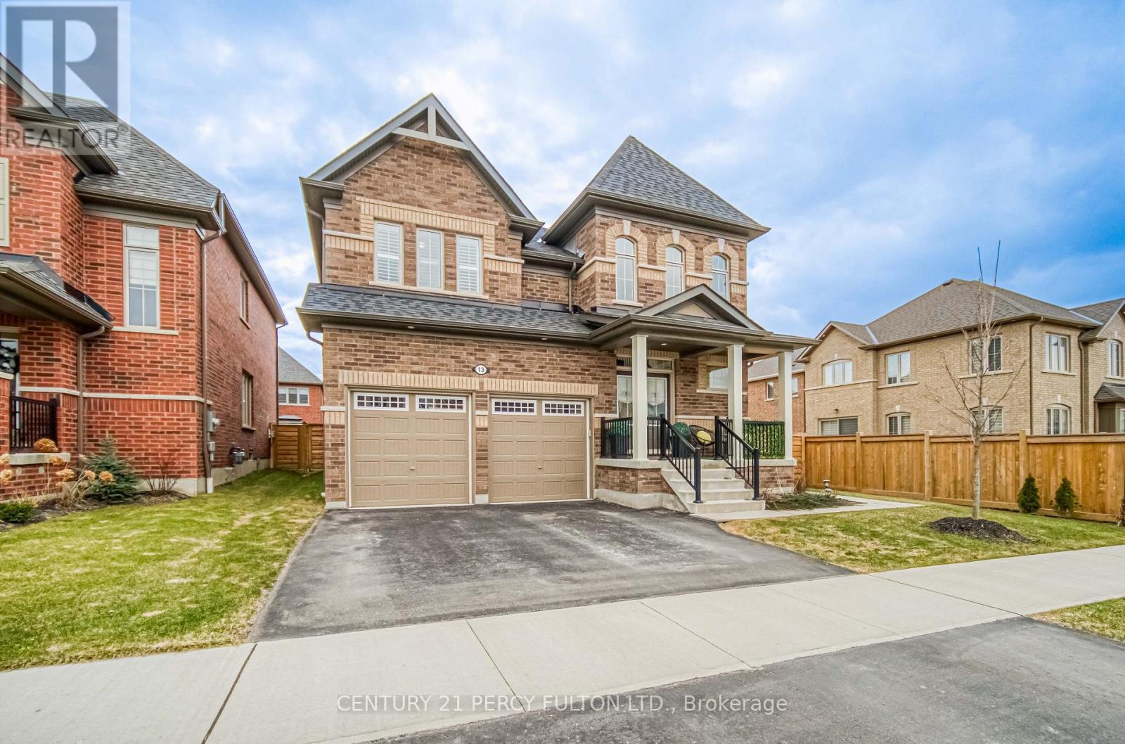 13 Toulouse Street, Whitby, Ontario  L1P 0J2 - Photo 2 - E12845652