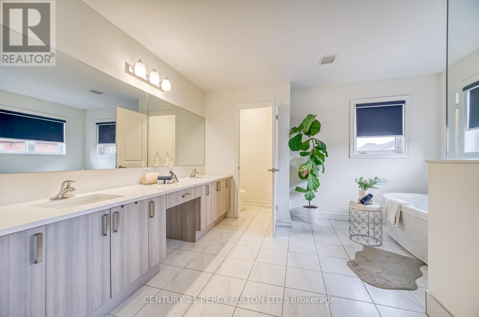 13 Toulouse Street, Whitby, Ontario  L1P 0J2 - Photo 25 - E12845652