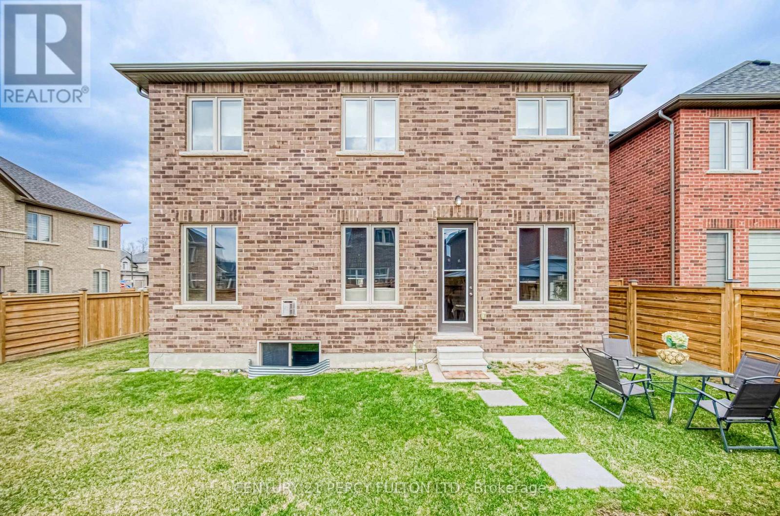 13 Toulouse Street, Whitby, Ontario  L1P 0J2 - Photo 41 - E12845652