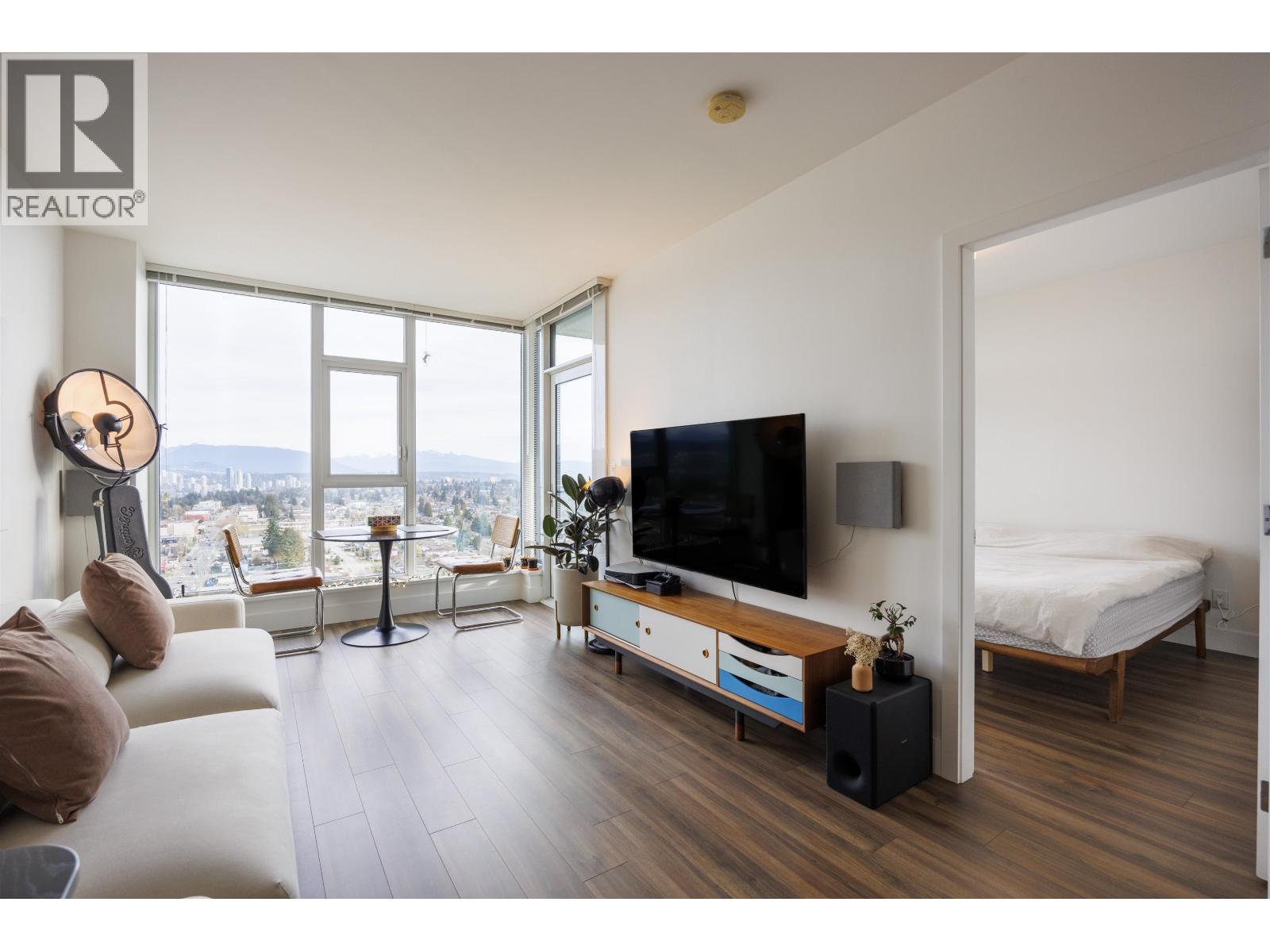 2506 7303 Noble Lane, Burnaby, British Columbia  V3N 0H2 - Photo 4 - R3089159