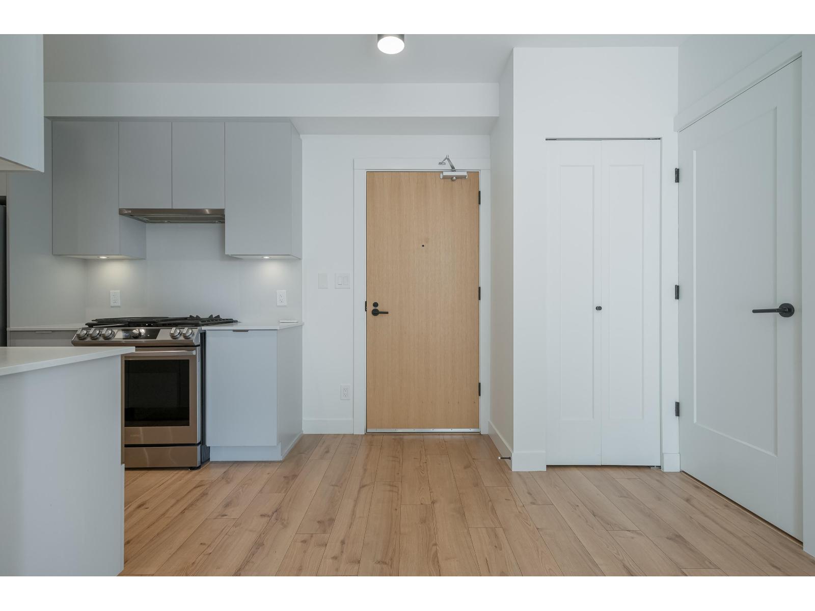 310-311 2493 Montrose Avenue, Abbotsford, British Columbia  V2S 3T2 - Photo 9 - R3095664