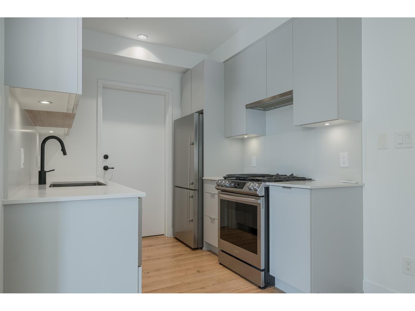 310-311 2493 Montrose Avenue, Abbotsford, British Columbia  V2S 3T2 - Photo 10 - R3095664