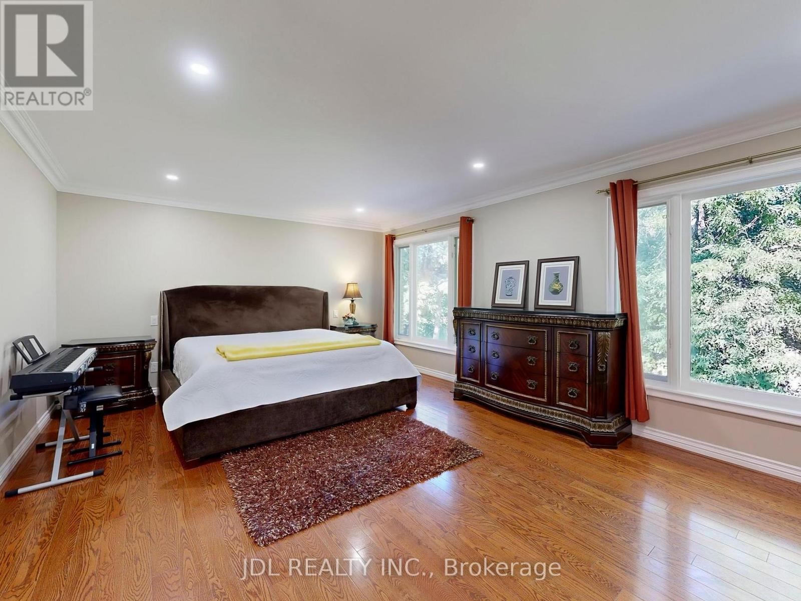 11 Moodie Drive, Richmond Hill, Ontario  L4C 8C9 - Photo 17 - N12845524