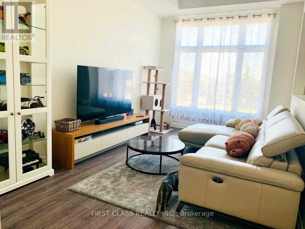 10 Pantheon Lane, Markham (Wismer), Ontario  L6E 0V3 - Photo 6 - N12845528