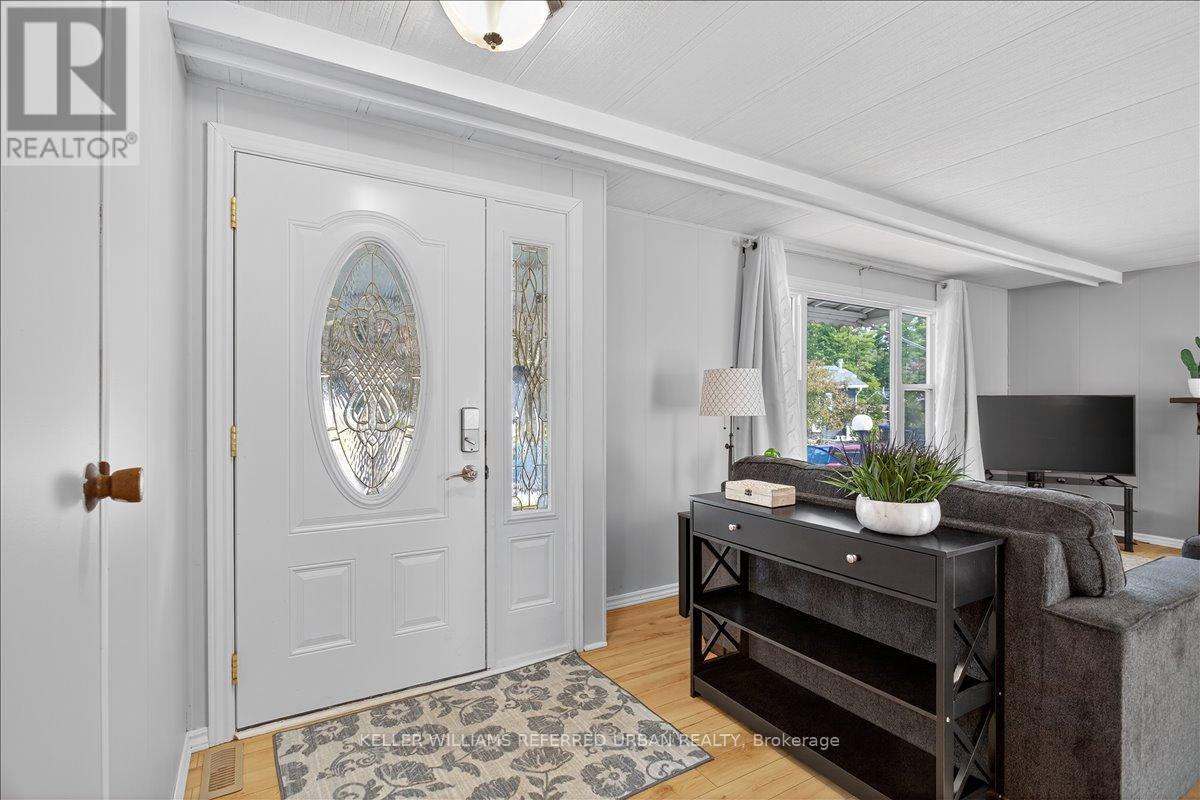 7 Sunset Drive, Innisfil, Ontario  L9S 0R7 - Photo 12 - N12845572