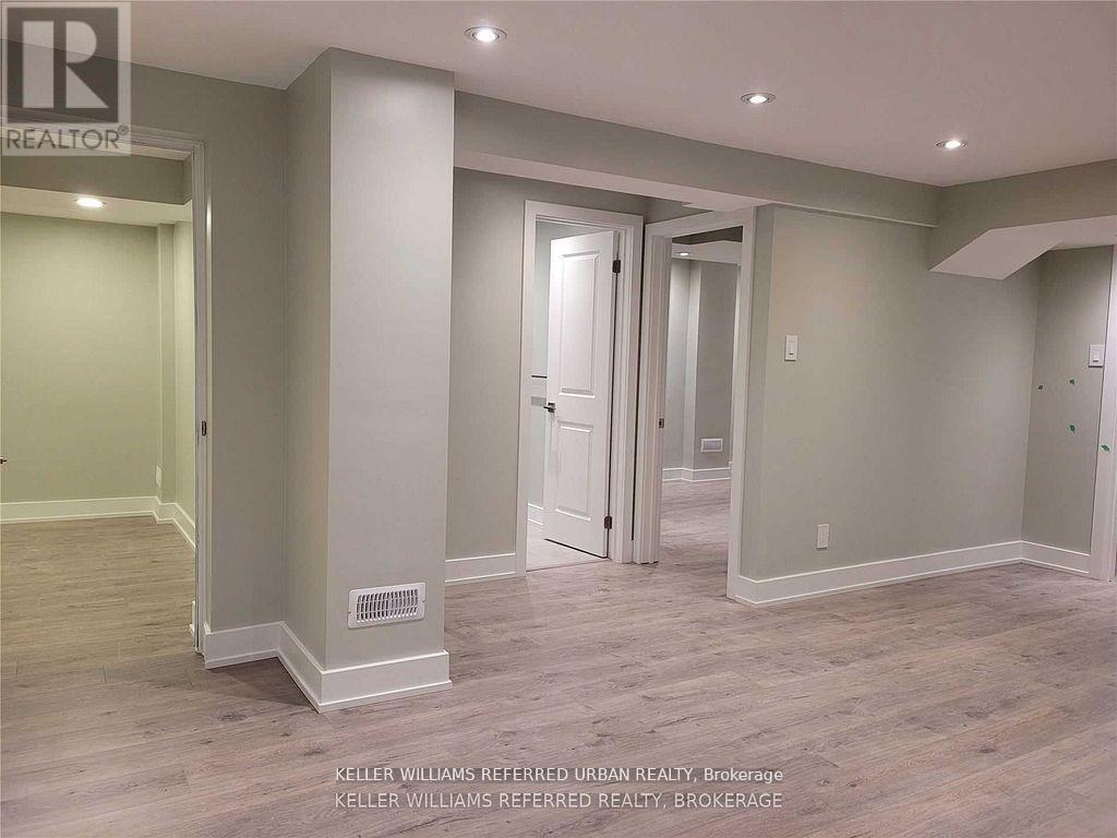 Lower - 920 Stonehaven Avenue, Newmarket, Ontario  L3X 1K7 - Photo 4 - N12845712