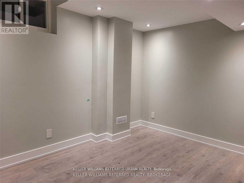 Lower - 920 Stonehaven Avenue, Newmarket, Ontario  L3X 1K7 - Photo 8 - N12845712