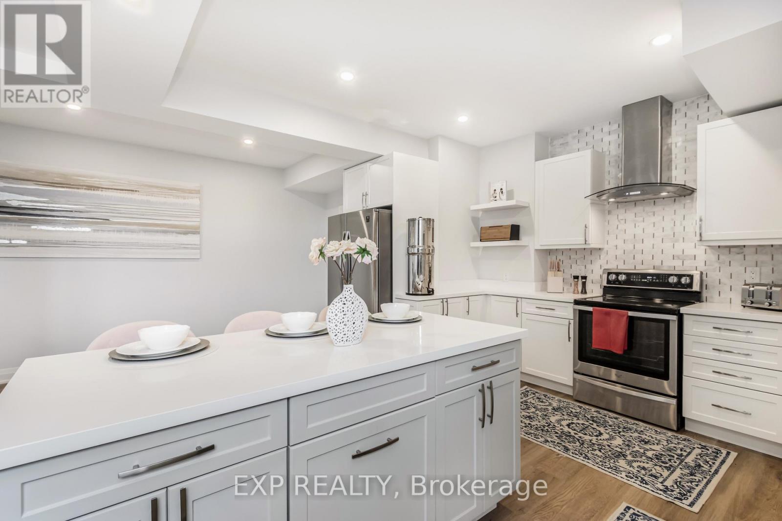 21 Lacrosse Trail, Vaughan, Ontario  L4H 4S7 - Photo 11 - N12845722