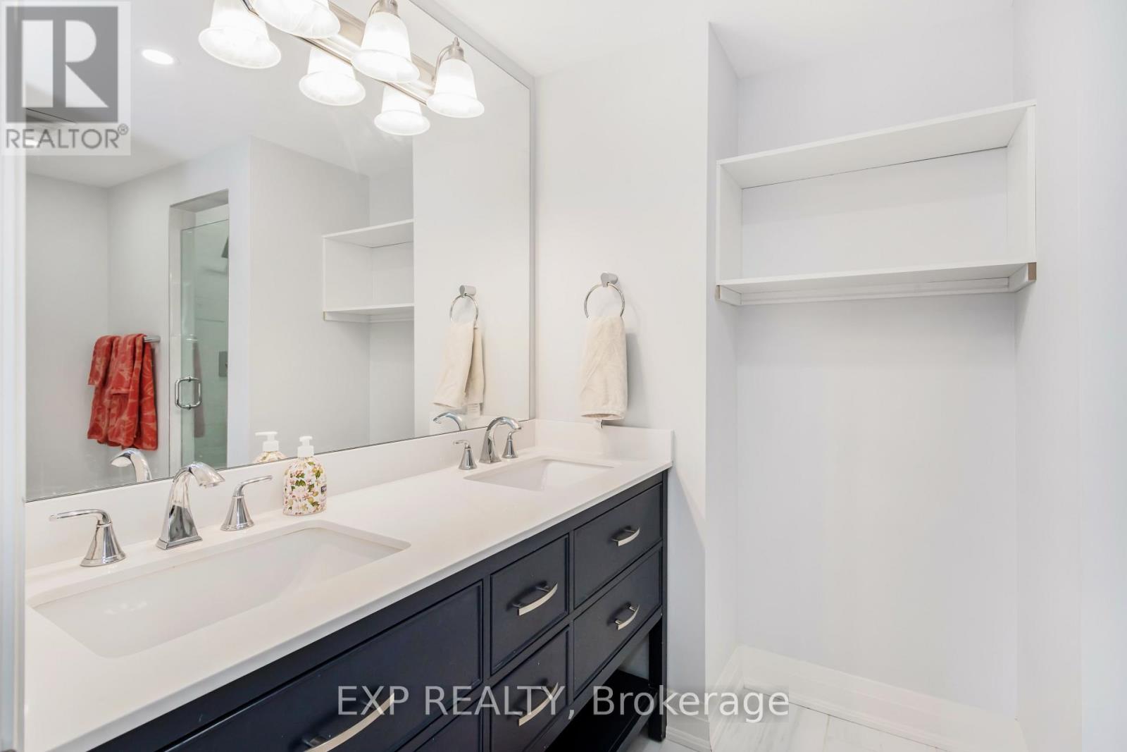 21 Lacrosse Trail, Vaughan, Ontario  L4H 4S7 - Photo 15 - N12845722