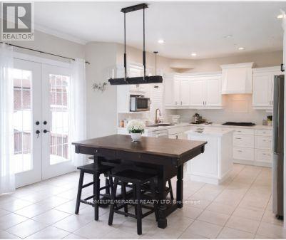 27 Merganser Court, Barrie (Painswick South), Ontario  L4N 8W7 - Photo 5 - S12845520