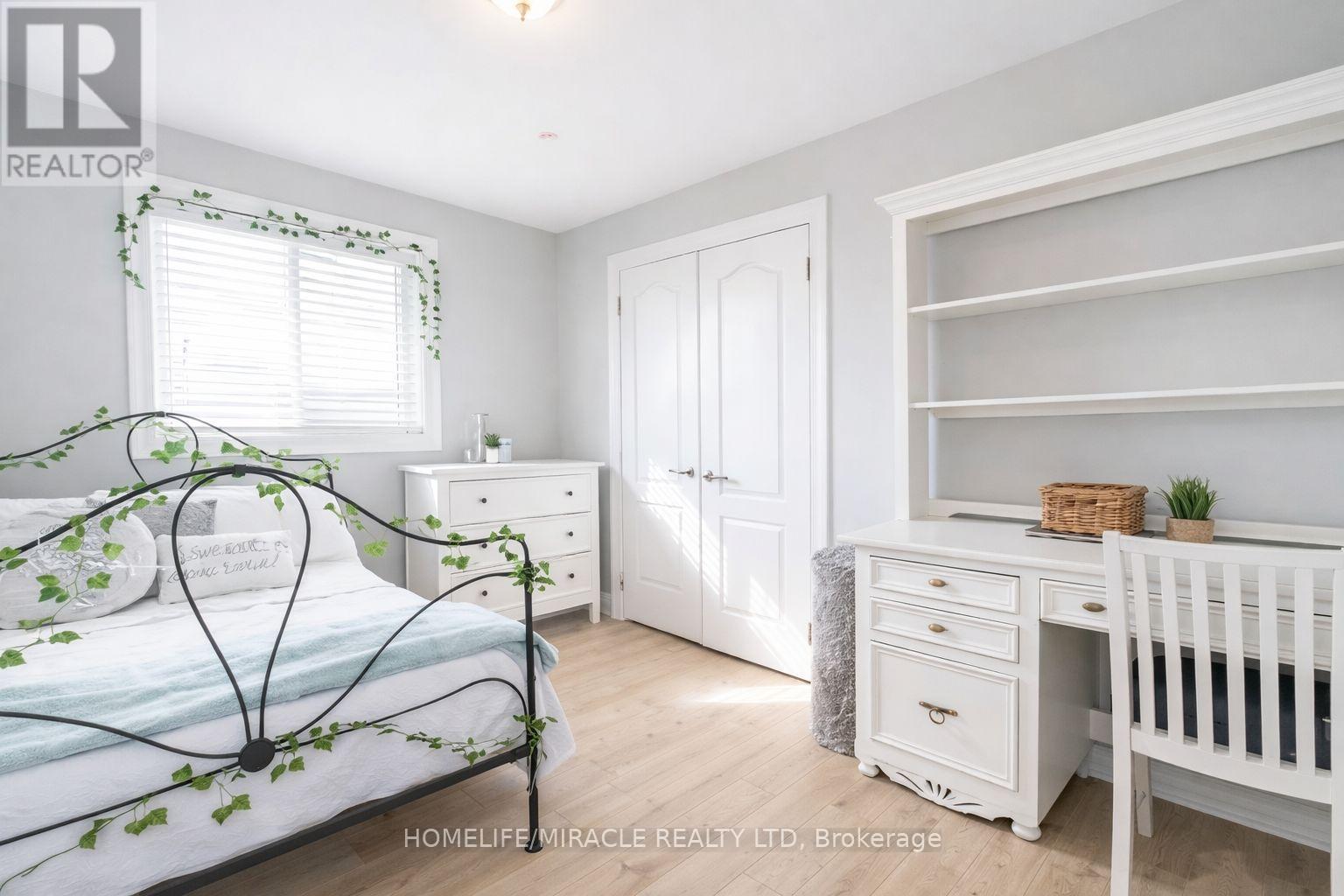 27 Merganser Court, Barrie (Painswick South), Ontario  L4N 8W7 - Photo 8 - S12845520