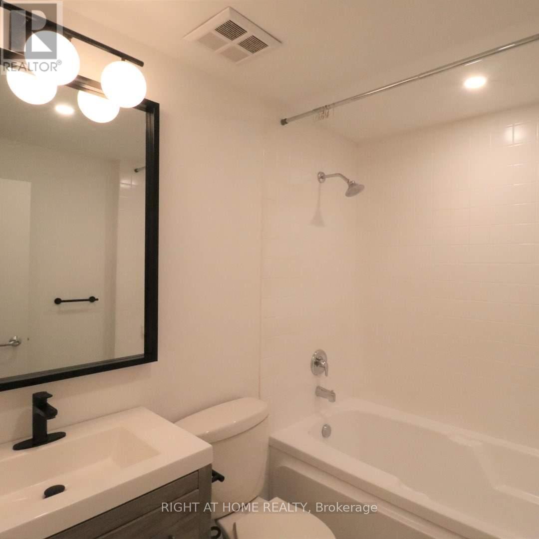 203 - 766 King Street, Toronto, Ontario  M5V 1N6 - Photo 8 - C12845740