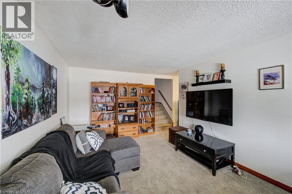 135 King Hiram Street, Ingersoll, Ontario  N5C 1L7 - Photo 19 - 40809689