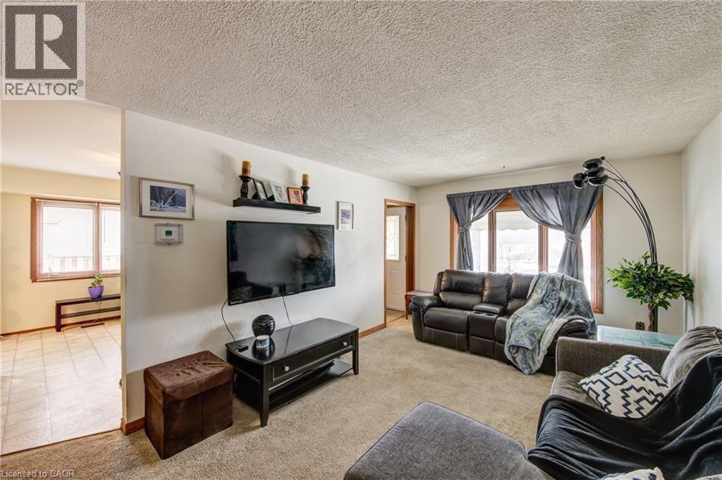 135 King Hiram Street, Ingersoll, Ontario  N5C 1L7 - Photo 21 - 40809689