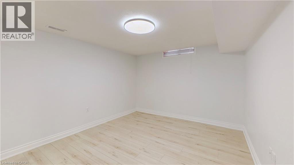 133 Wake Robin Drive, Kitchener, Ontario  N2E 3L6 - Photo 25 - 40809530