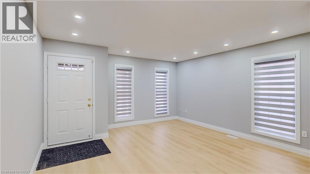 133 Wake Robin Drive, Kitchener, Ontario  N2E 3L6 - Photo 7 - 40809530