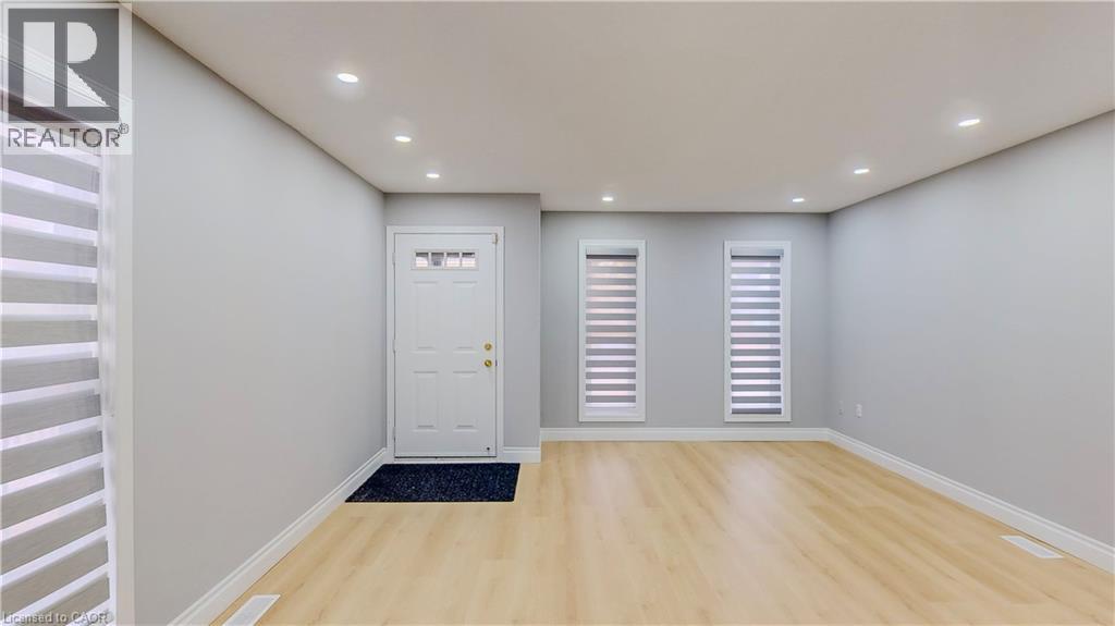 133 Wake Robin Drive, Kitchener, Ontario  N2E 3L6 - Photo 9 - 40809530