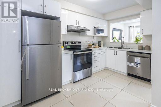 36 - 5255 Guildwood Way, Mississauga, Ontario  L5R 4A7 - Photo 14 - W12845518