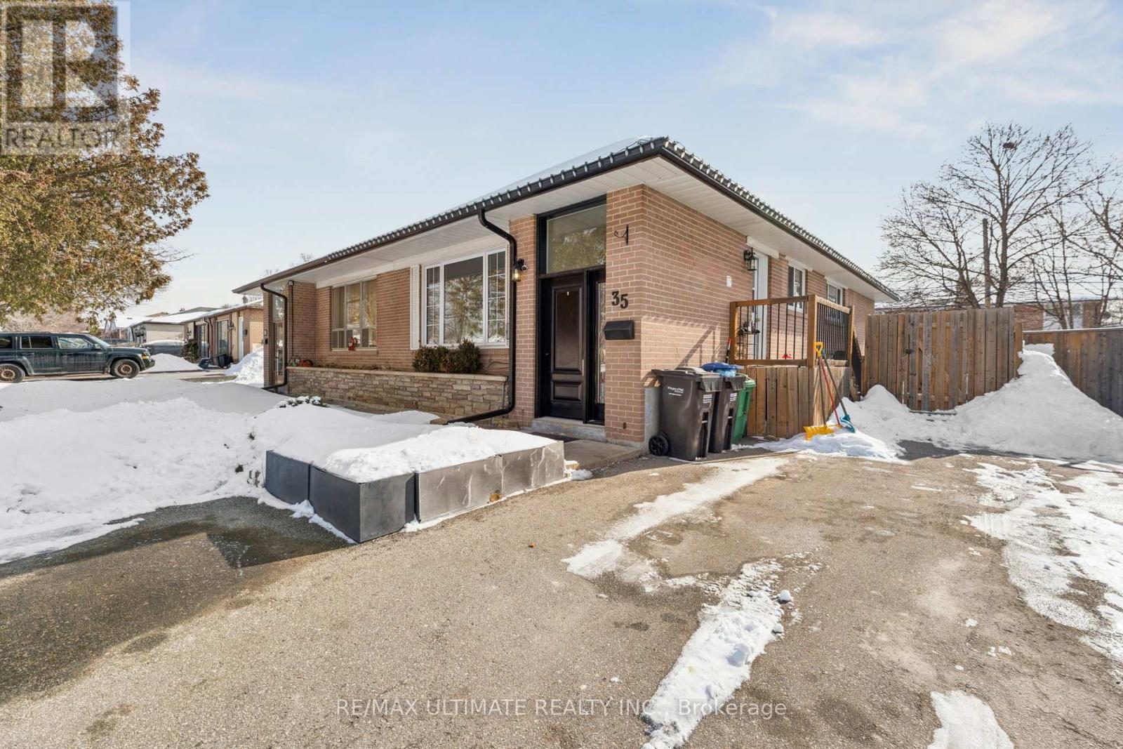 MAIN - 35 ALGONQUIN BOULEVARD, Brampton, Ontario