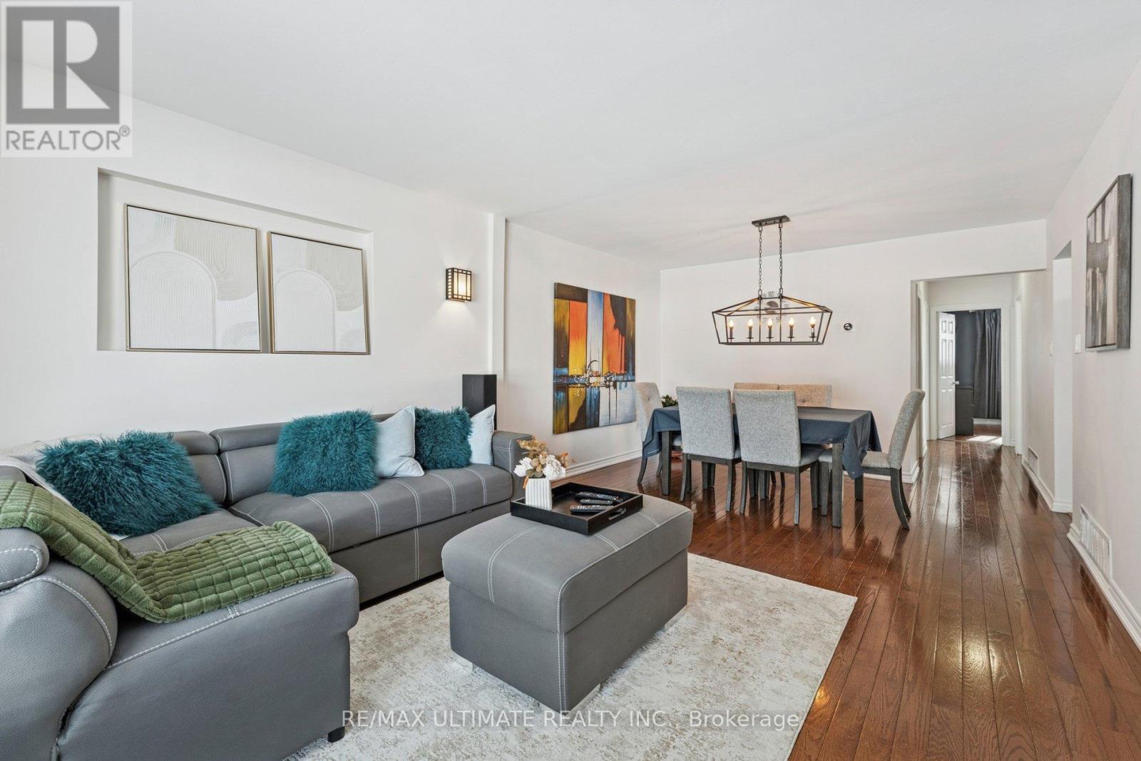 Main - 35 Algonquin Boulevard, Brampton, Ontario  L6T 1R7 - Photo 4 - W12845564