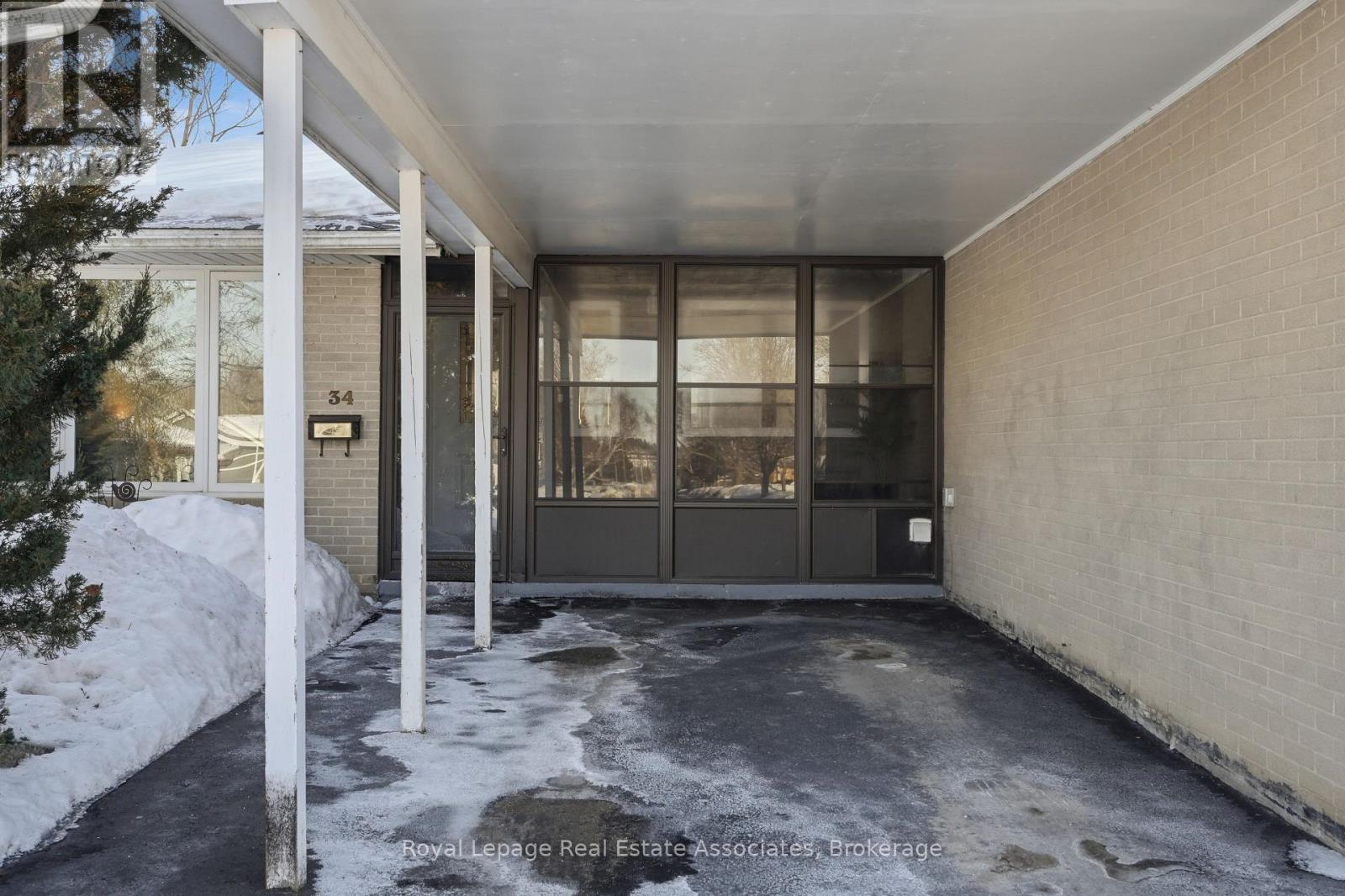 34 Ontario Street, Orangeville, Ontario  L9W 2V1 - Photo 2 - W12845582