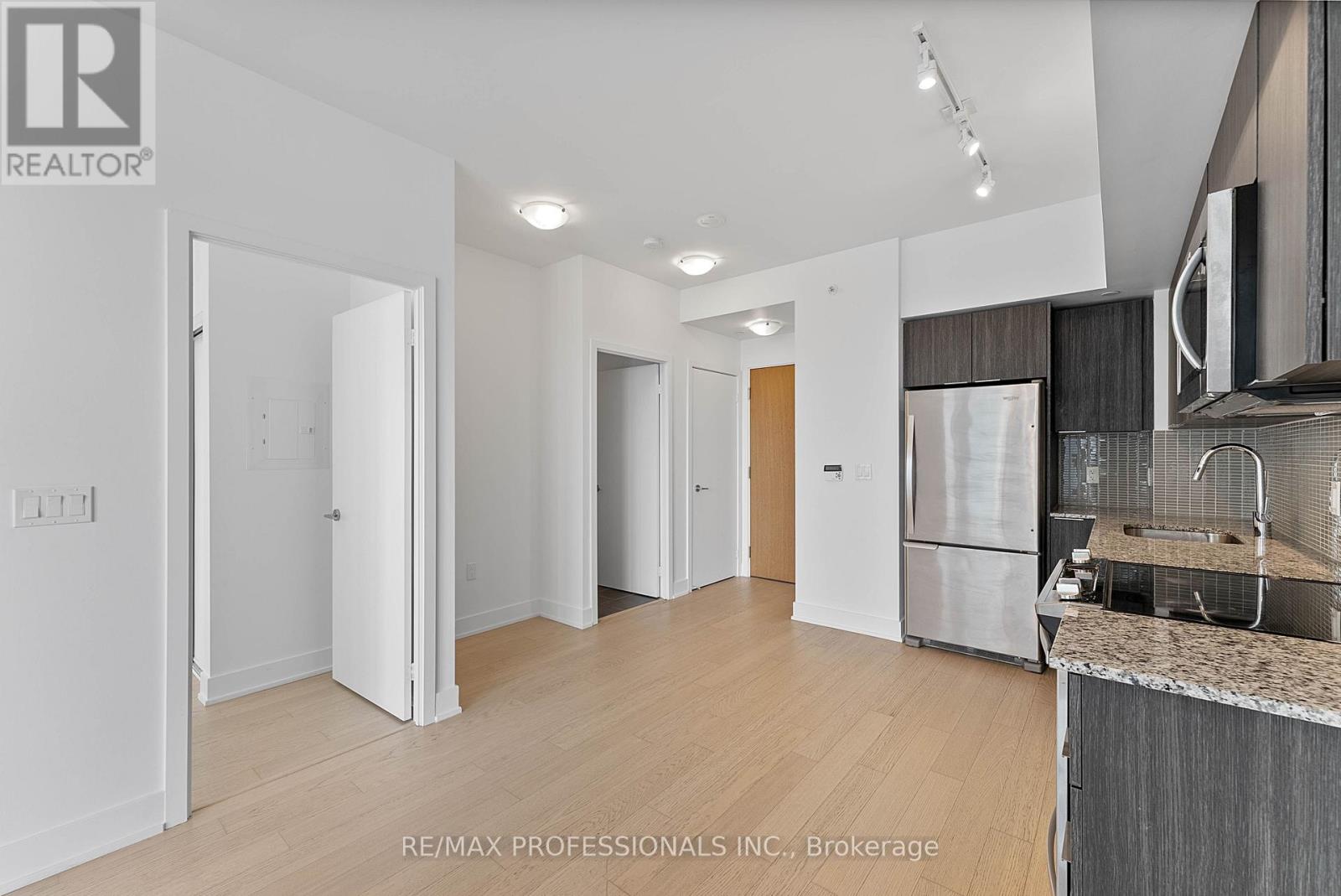 1614 - 30 Shore Breeze Drive, Toronto, Ontario  M8V 0J1 - Photo 12 - W12845606