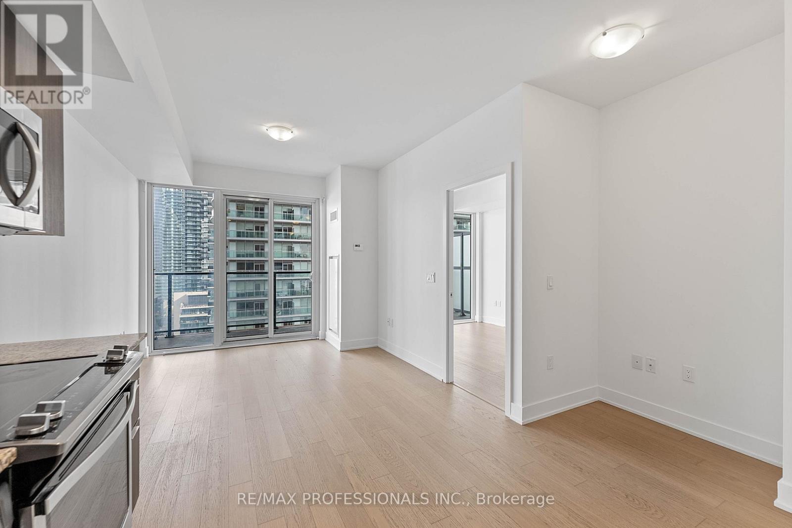 1614 - 30 Shore Breeze Drive, Toronto, Ontario  M8V 0J1 - Photo 17 - W12845606