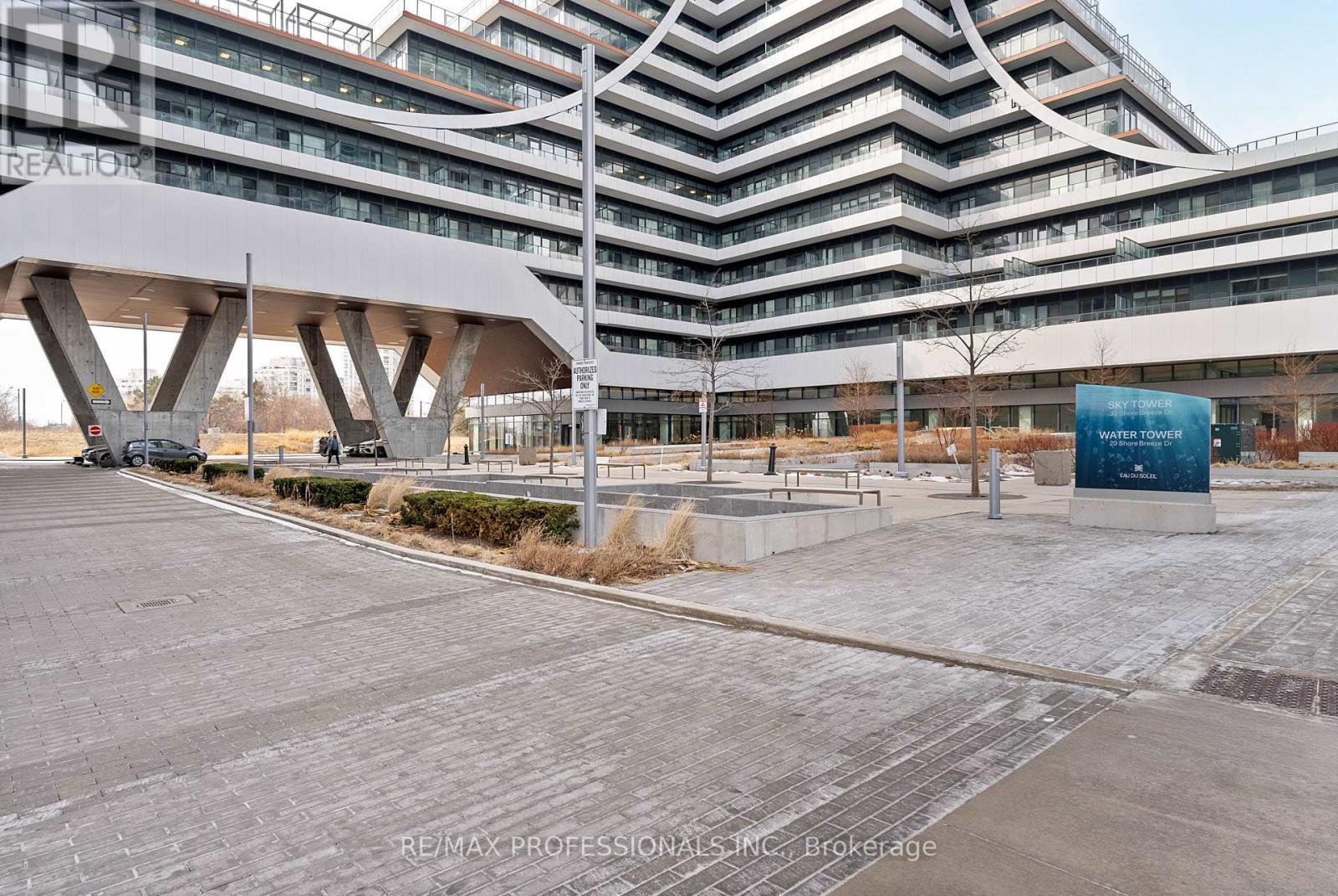 1614 - 30 Shore Breeze Drive, Toronto, Ontario  M8V 0J1 - Photo 2 - W12845606