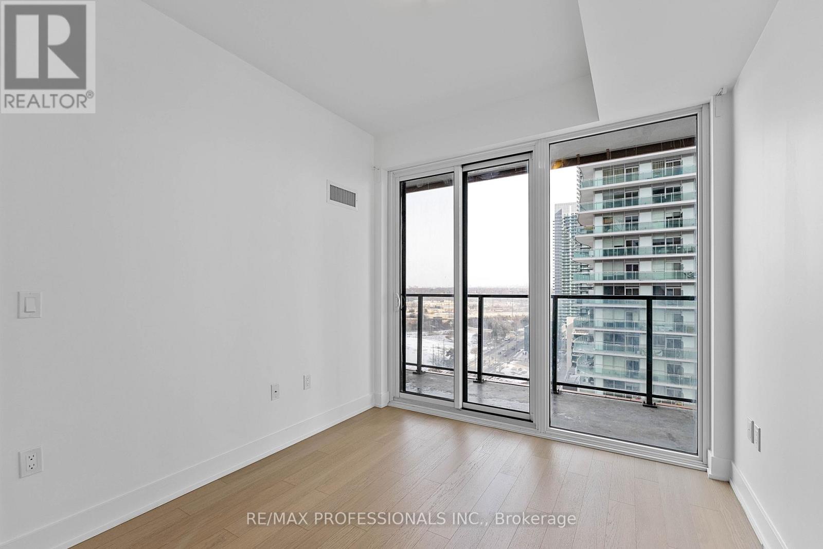 1614 - 30 Shore Breeze Drive, Toronto, Ontario  M8V 0J1 - Photo 21 - W12845606