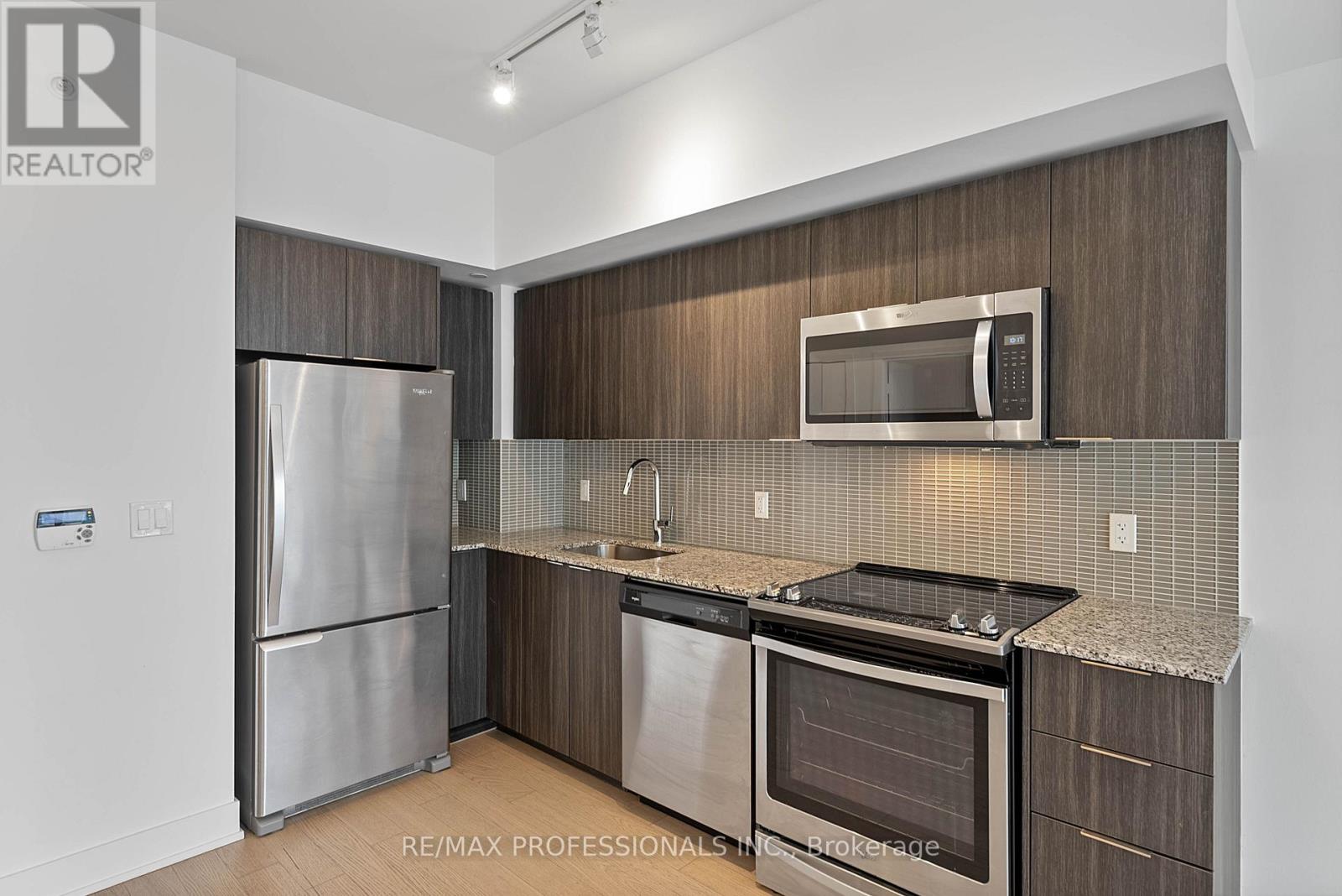 1614 - 30 Shore Breeze Drive, Toronto, Ontario  M8V 0J1 - Photo 8 - W12845606