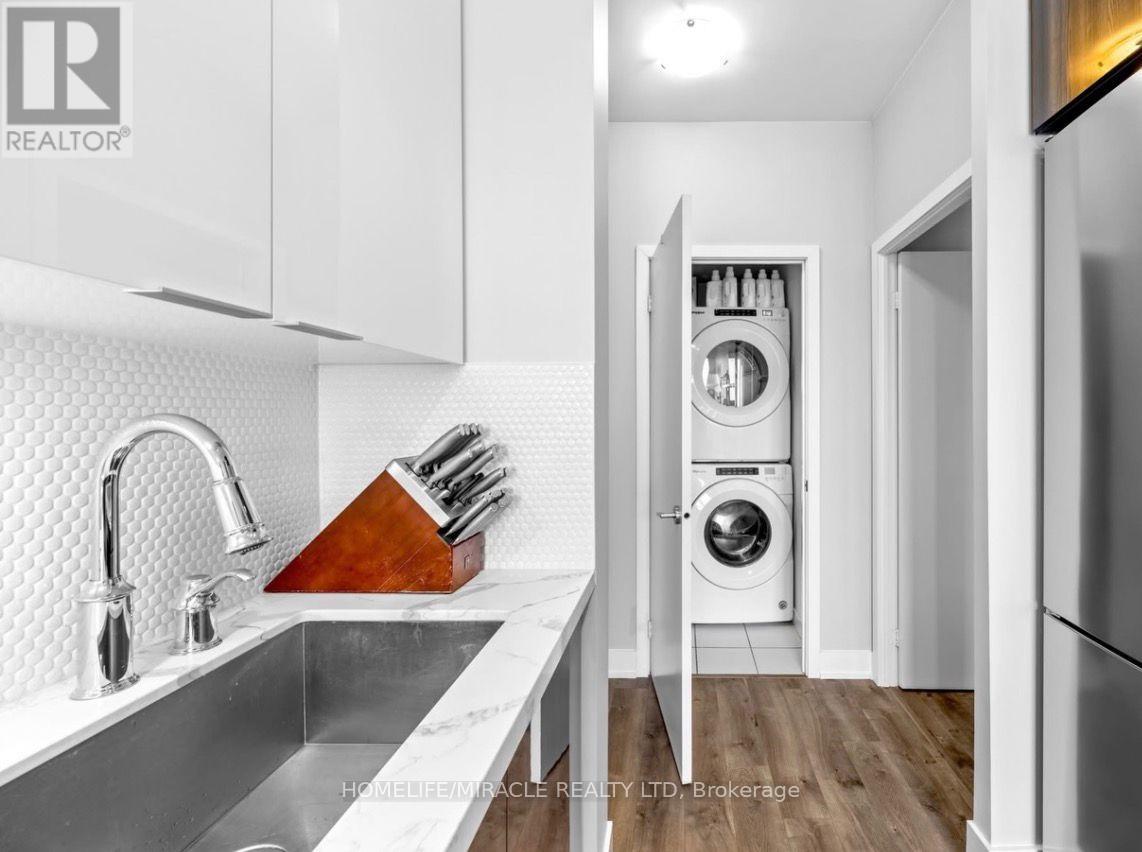 4804 - 20 Shore Breeze Drive, Toronto, Ontario  M8V 0C7 - Photo 11 - W12845624