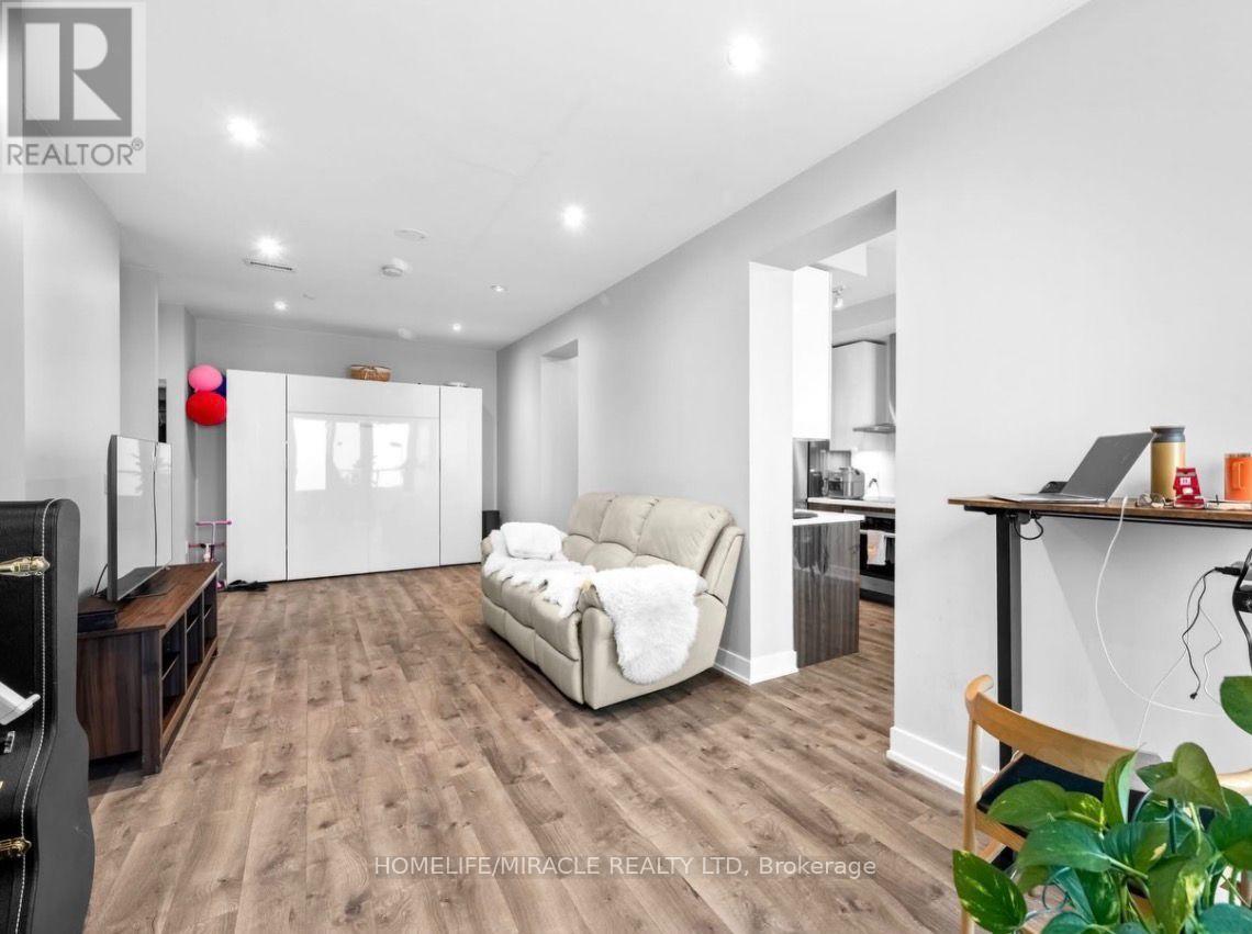 4804 - 20 Shore Breeze Drive, Toronto, Ontario  M8V 0C7 - Photo 5 - W12845624