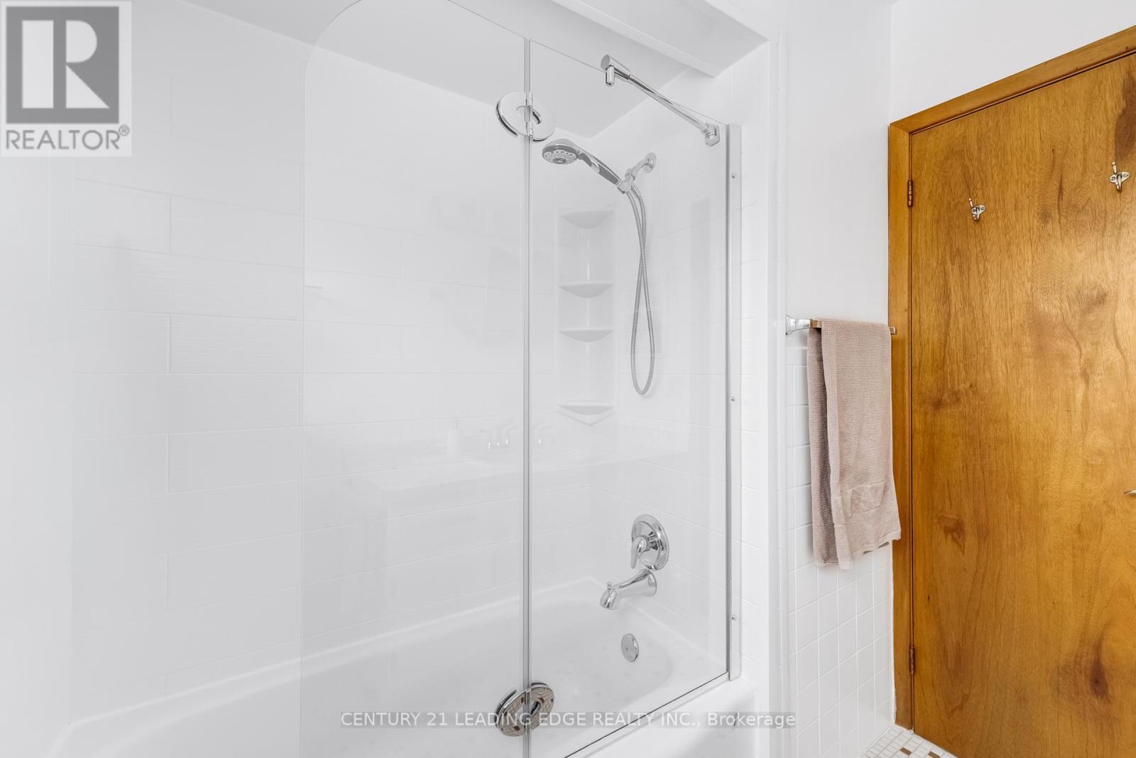 58 Keegan Crescent, Toronto, Ontario  M3J 1G2 - Photo 25 - W12845654