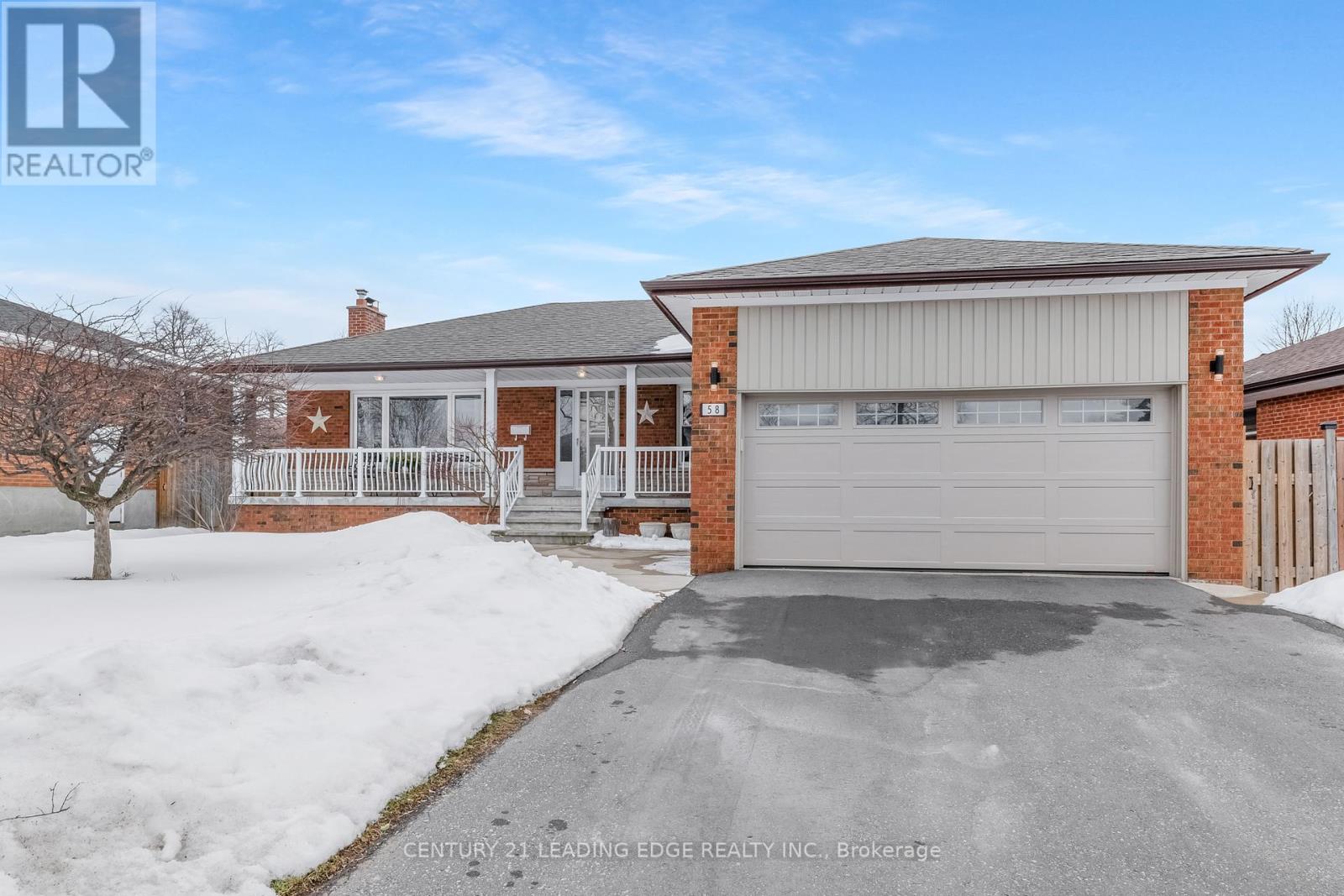 58 Keegan Crescent, Toronto, Ontario  M3J 1G2 - Photo 3 - W12845654