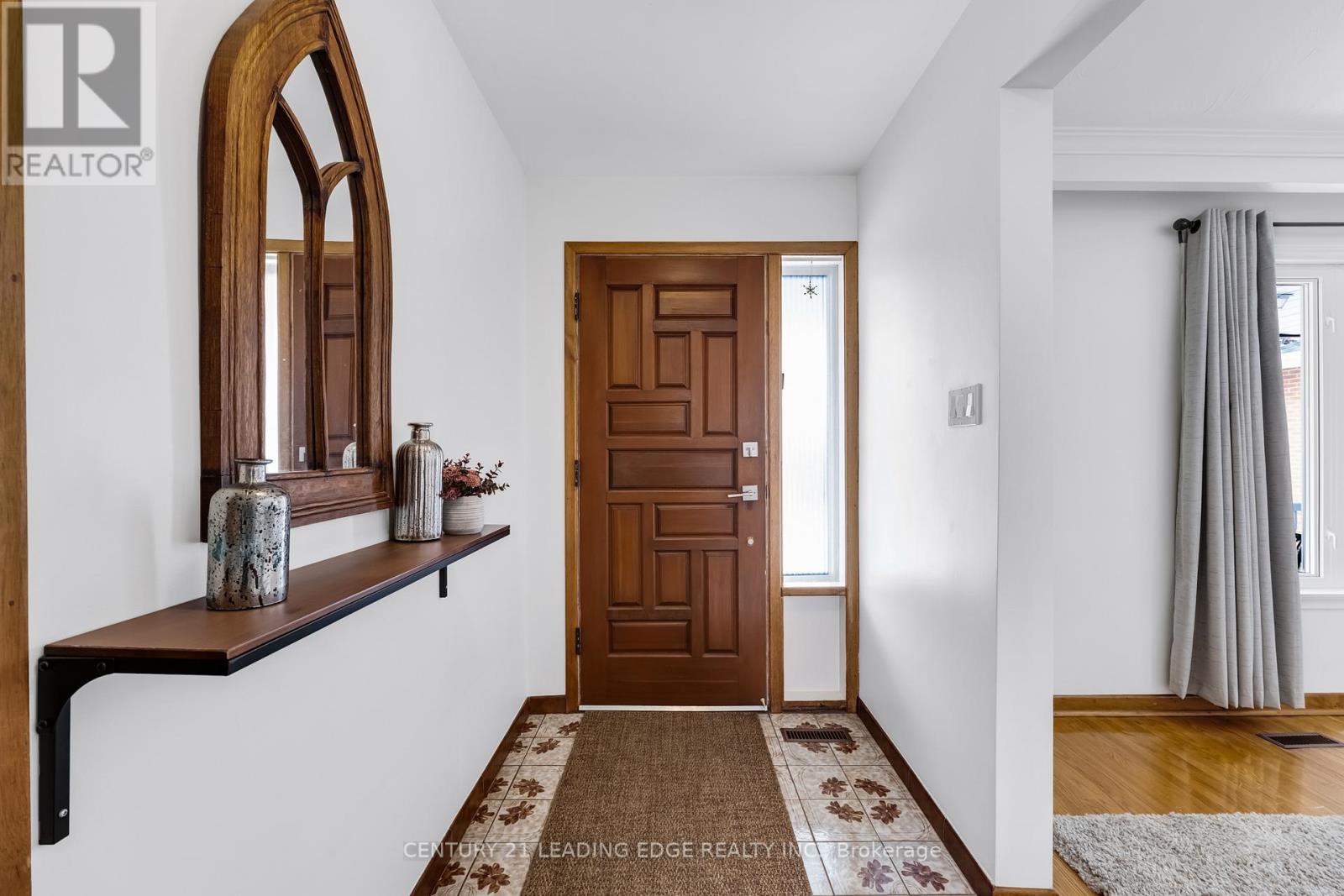 58 Keegan Crescent, Toronto, Ontario  M3J 1G2 - Photo 6 - W12845654
