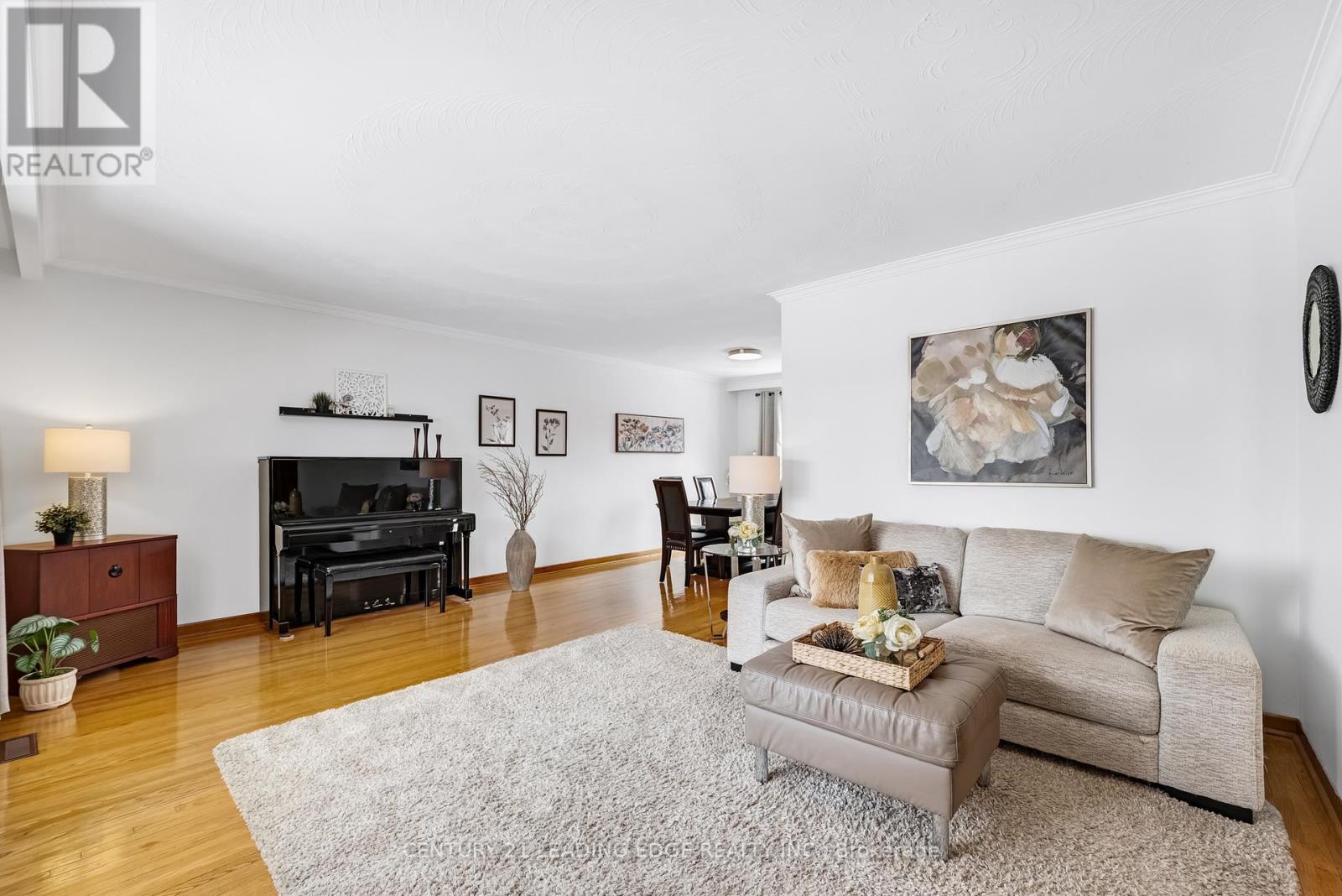 58 Keegan Crescent, Toronto, Ontario  M3J 1G2 - Photo 9 - W12845654