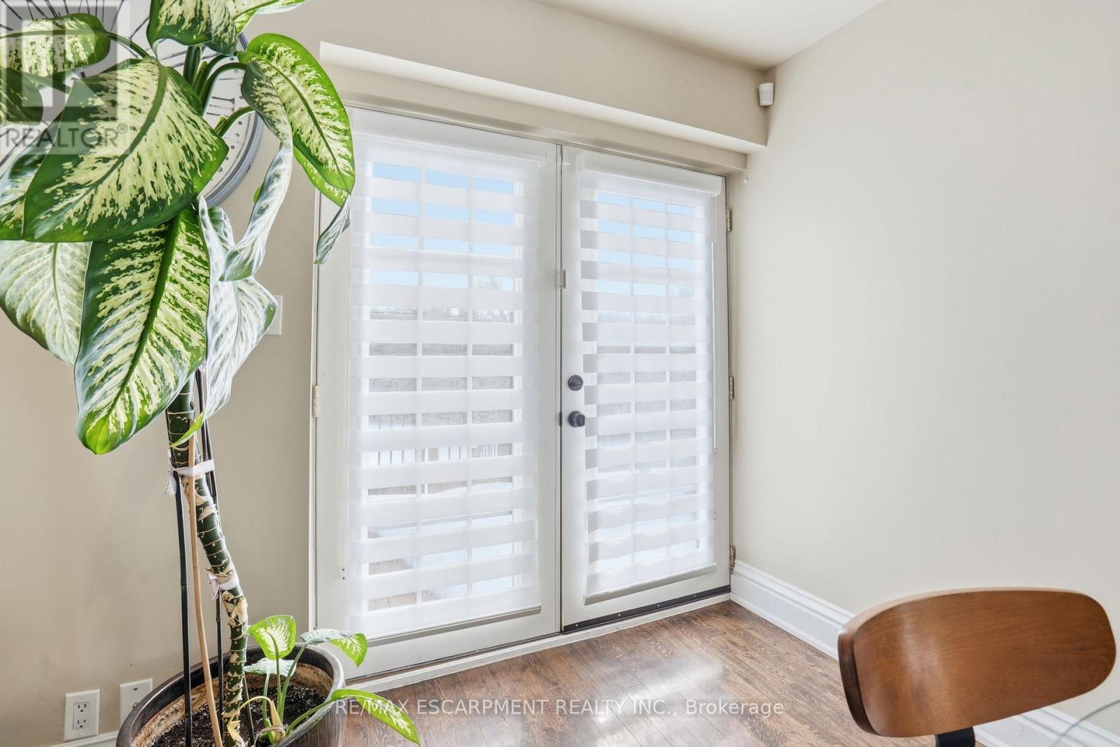 1480 Clarkson Road N, Mississauga, Ontario  L5J 2W9 - Photo 10 - W12845656