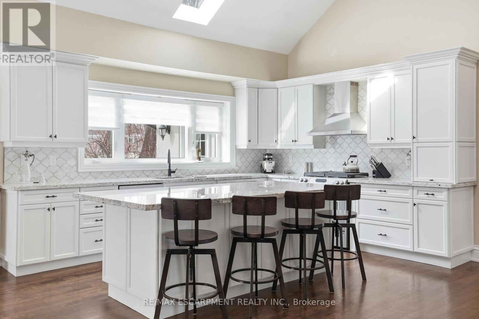 1480 Clarkson Road N, Mississauga, Ontario  L5J 2W9 - Photo 16 - W12845656