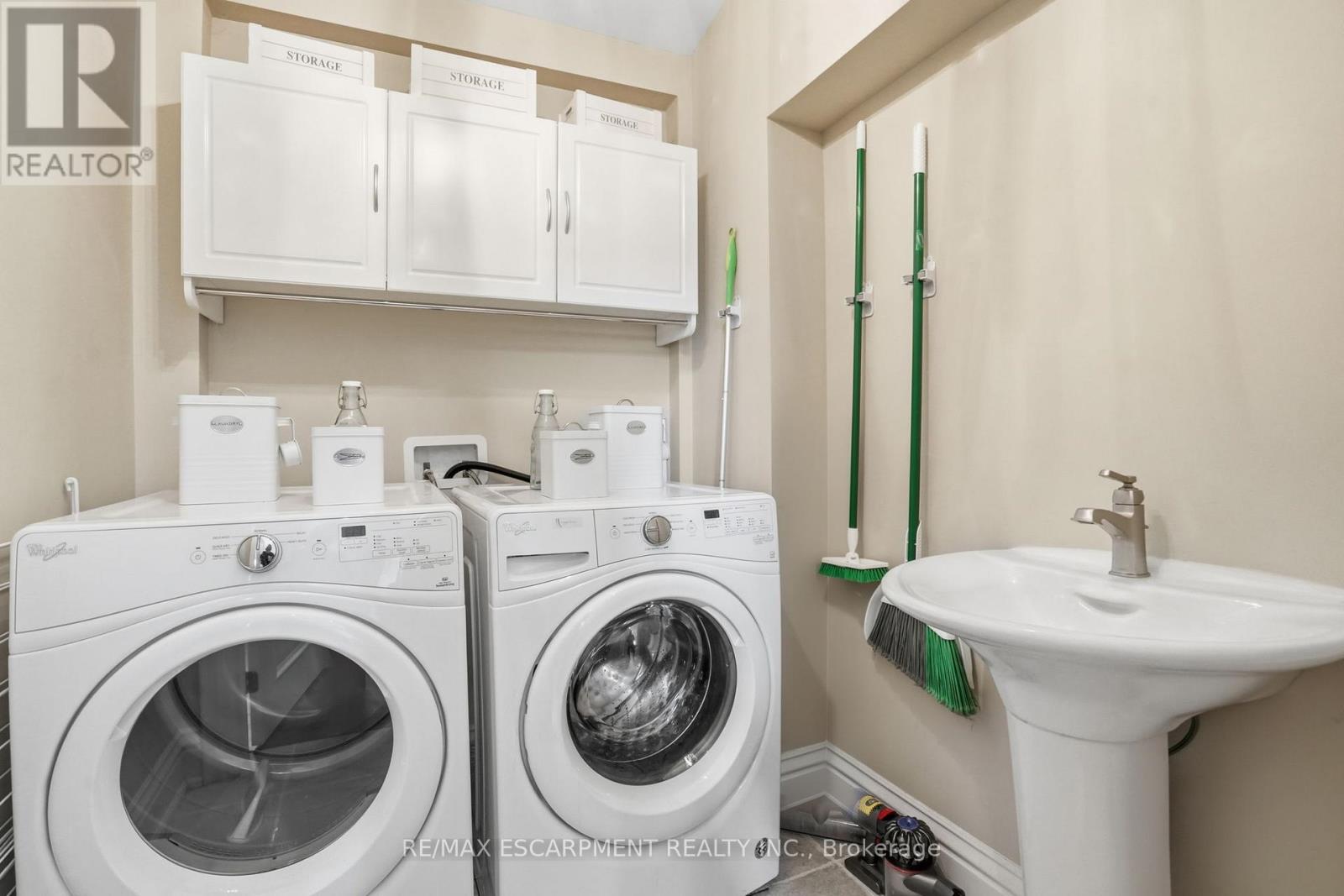 1480 Clarkson Road N, Mississauga, Ontario  L5J 2W9 - Photo 22 - W12845656