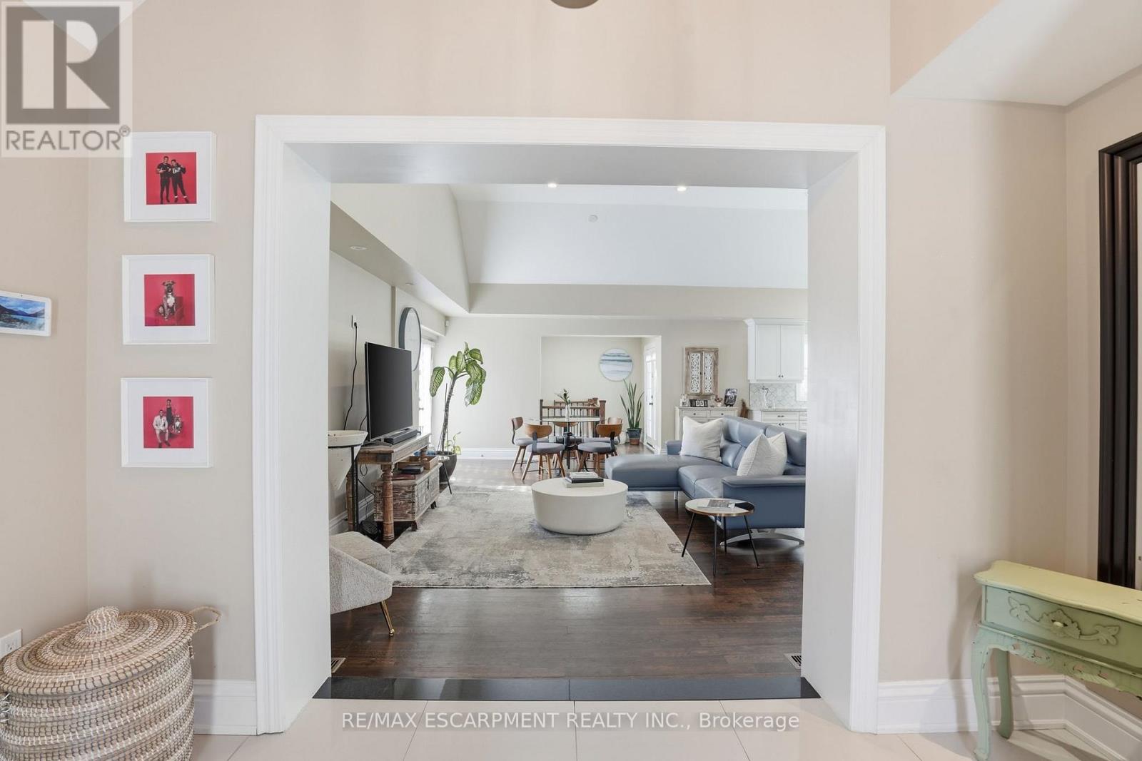 1480 Clarkson Road N, Mississauga, Ontario  L5J 2W9 - Photo 5 - W12845656