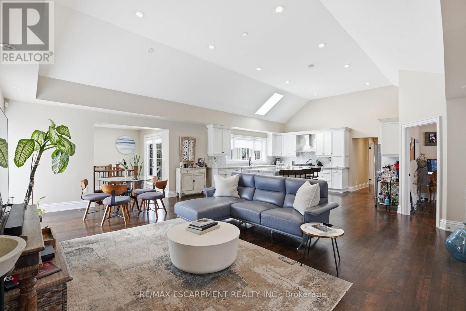 1480 Clarkson Road N, Mississauga, Ontario  L5J 2W9 - Photo 6 - W12845656