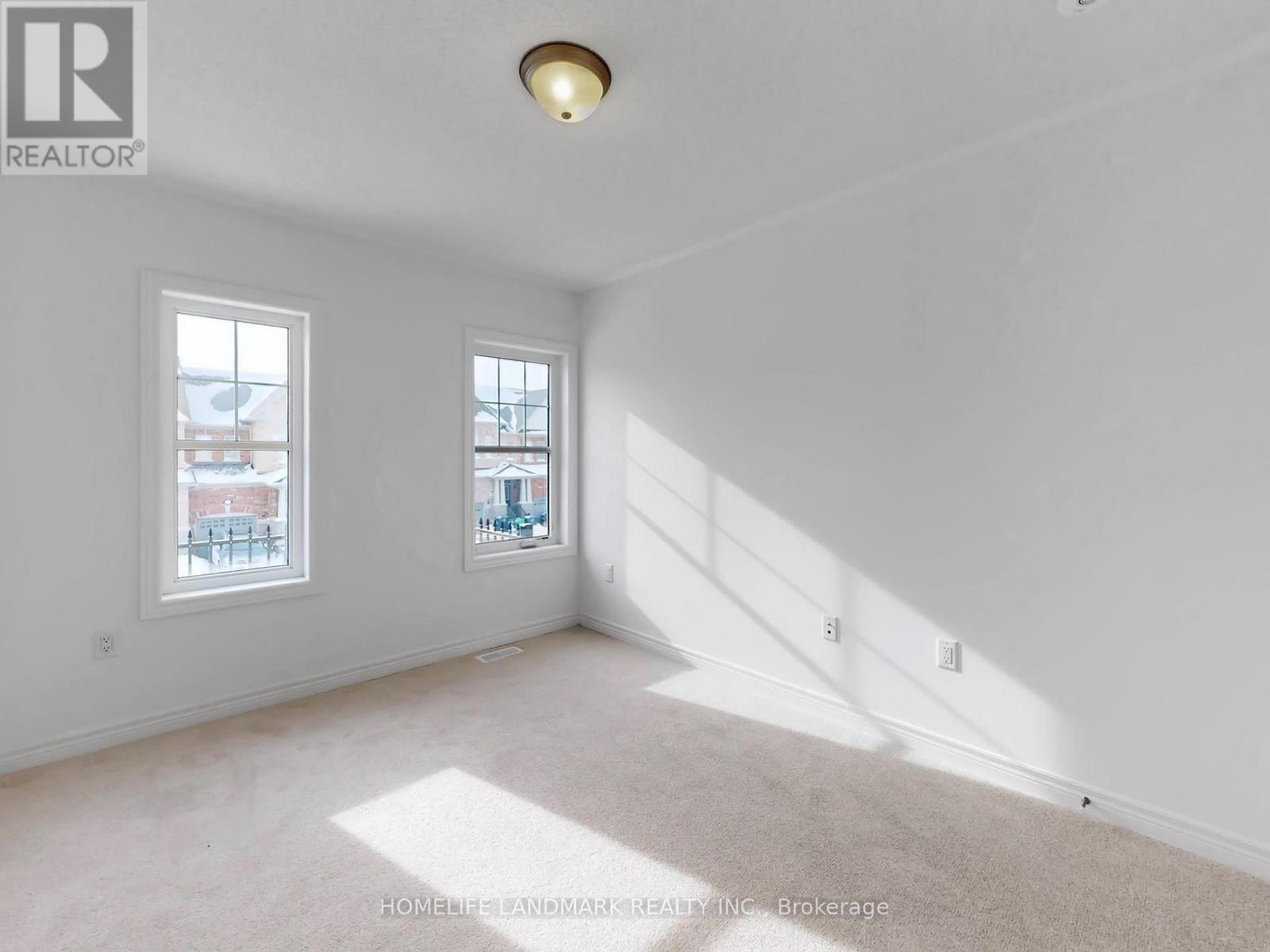 8 Bushwood Trail, Brampton, Ontario  L7A 5J7 - Photo 28 - W12845728