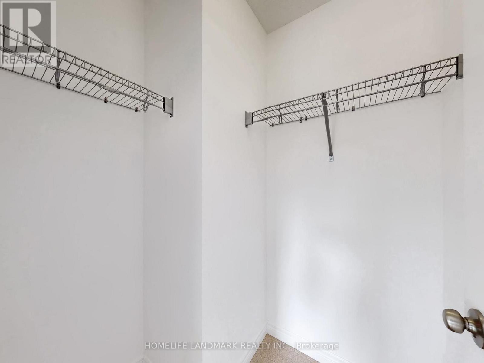 8 Bushwood Trail, Brampton, Ontario  L7A 5J7 - Photo 31 - W12845728