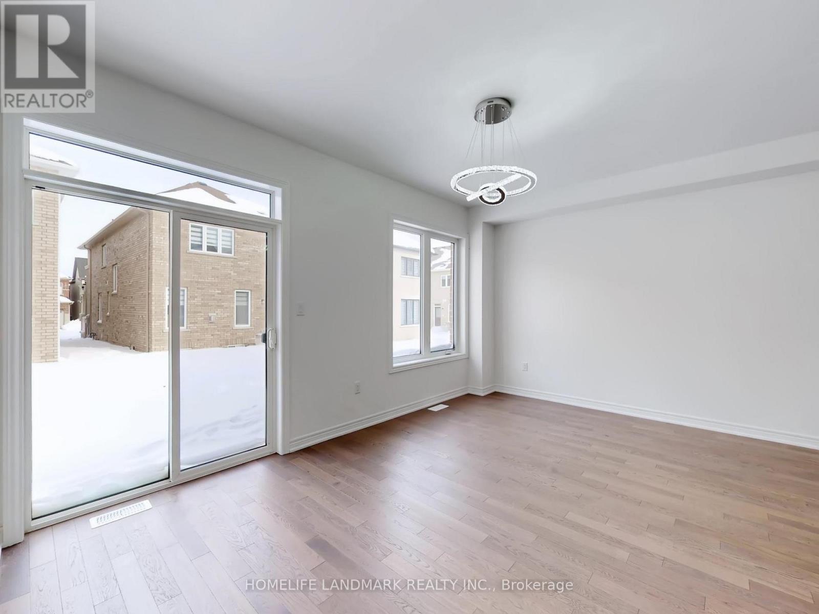 8 Bushwood Trail, Brampton, Ontario  L7A 5J7 - Photo 8 - W12845728