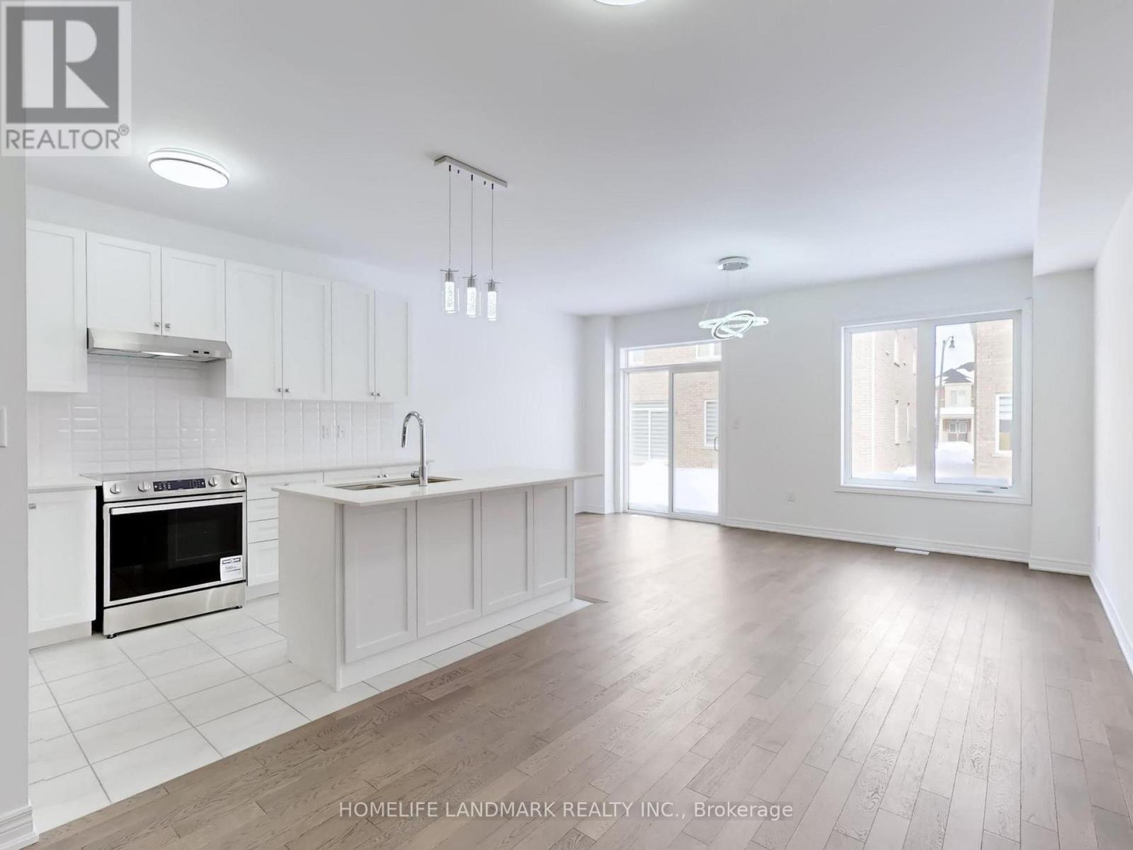 8 Bushwood Trail, Brampton, Ontario  L7A 5J7 - Photo 9 - W12845728