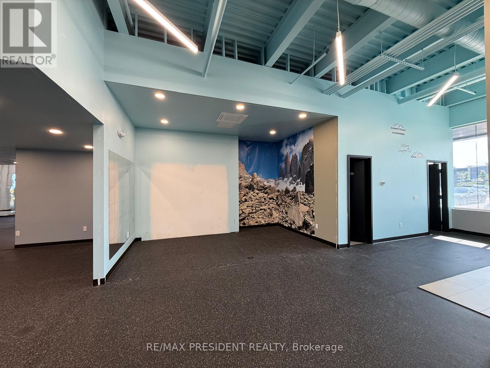 B103 - 1943 Ironoak Way, Oakville, Ontario  L6H 3V7 - Photo 12 - W12845732