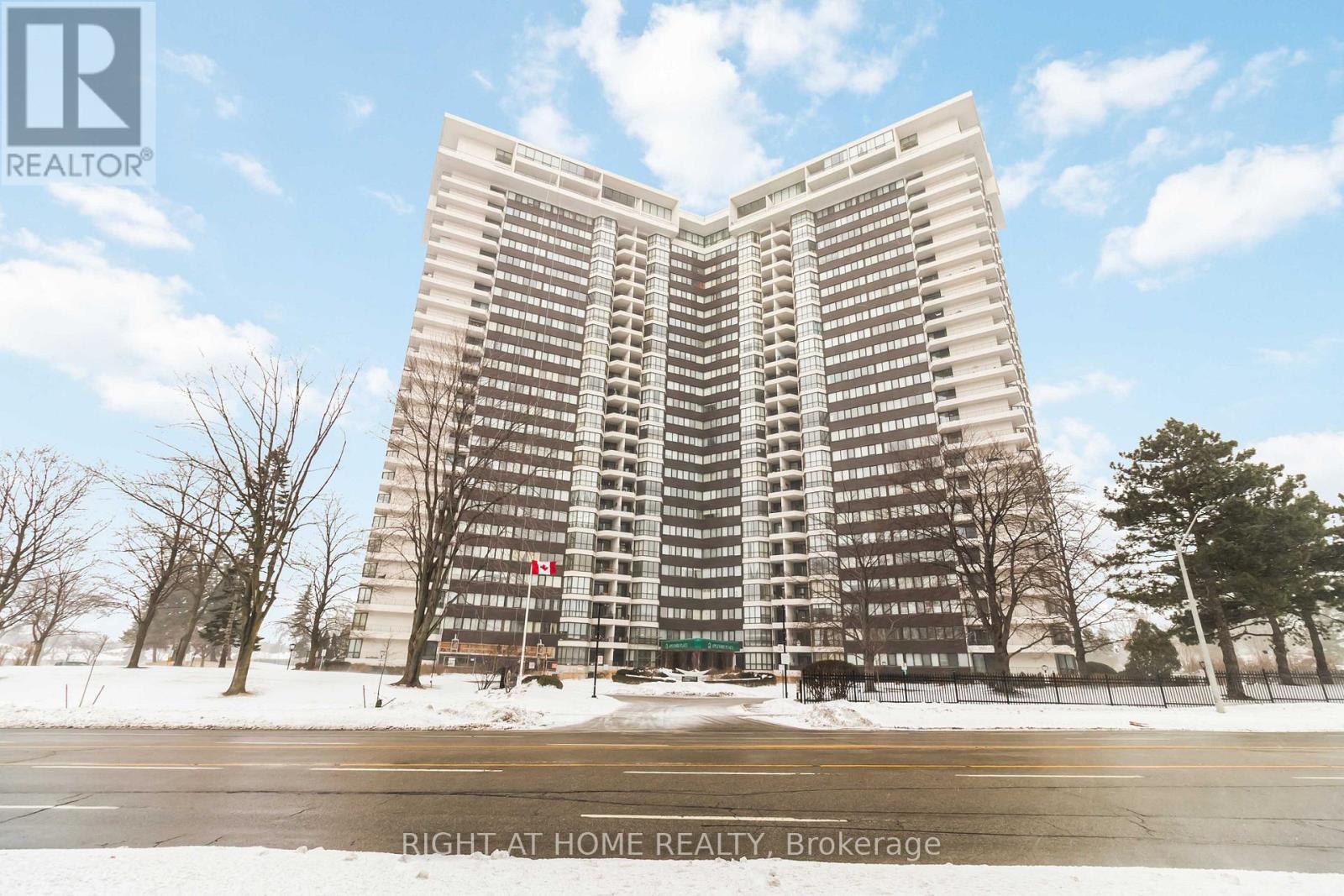 905 - 1333 BLOOR STREET, Mississauga, Ontario