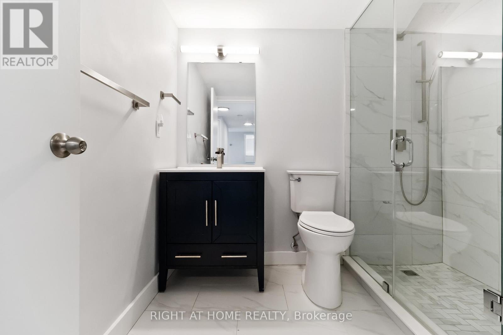 905 - 1333 Bloor Street, Mississauga, Ontario  L4Y 3T6 - Photo 15 - W12845734